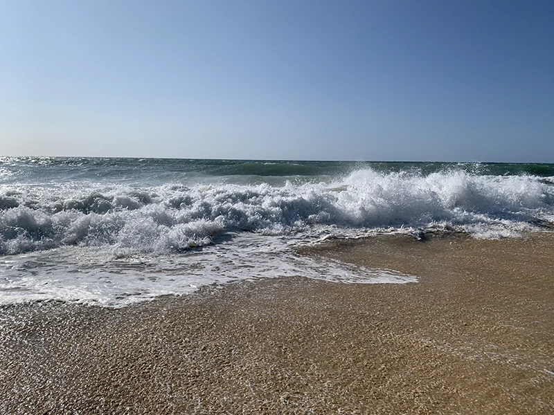 Vague de l'océan atlantique qui se casse sur la plage du Truc Vert - Lège-Cap-Ferret